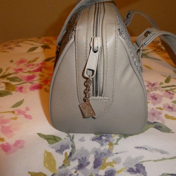VNT Whiting Davis Leather Trim Satchel Handbag! - Picture 3 of 7